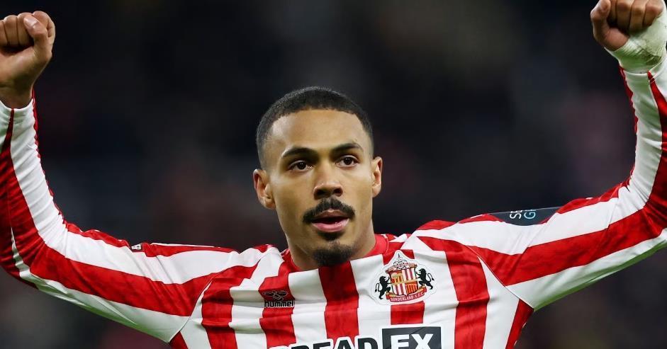 开云官方app入口-记者：埃弗顿和诺丁汉森林问价桑德兰前锋伊西多尔