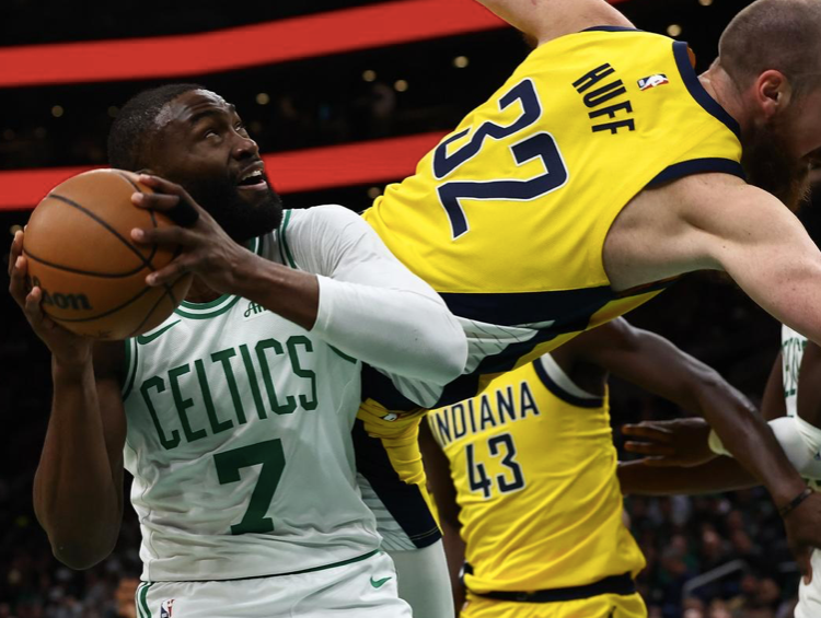 开云官方app入口-15分大胜东部垫底队！布朗连续爆发，西亚卡姆32+10独木难支